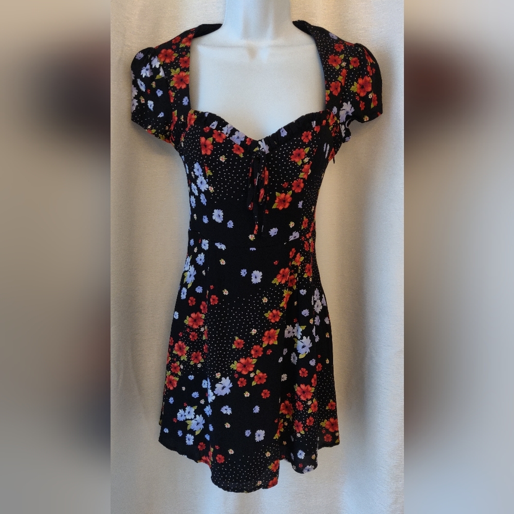 Never Worn! Vintage Inspired Open Back Floral Mini Dress NWOT